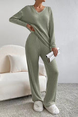 Loose V-Neck Pit Strip Knitted Set
