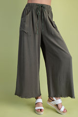 Frayed Cropped Wide Leg Pants