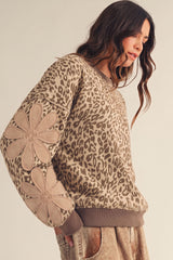 Dusty Daisy Patch Pullover Sweatshirt