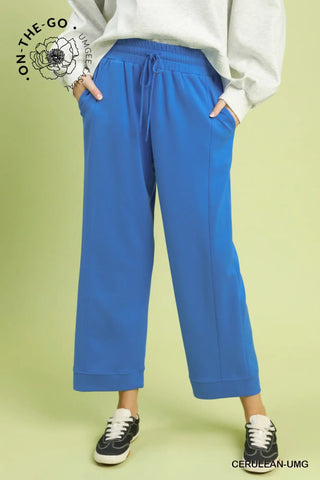 UMGEE Luxeknit On-The-Go Straight Leg Pants