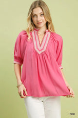 Solid Contrast Trim Pleated Top