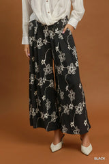 UMGEE Floral Line Print Wide Leg Pants