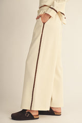 Embroidered Scallop Accent Casual Sweatpants